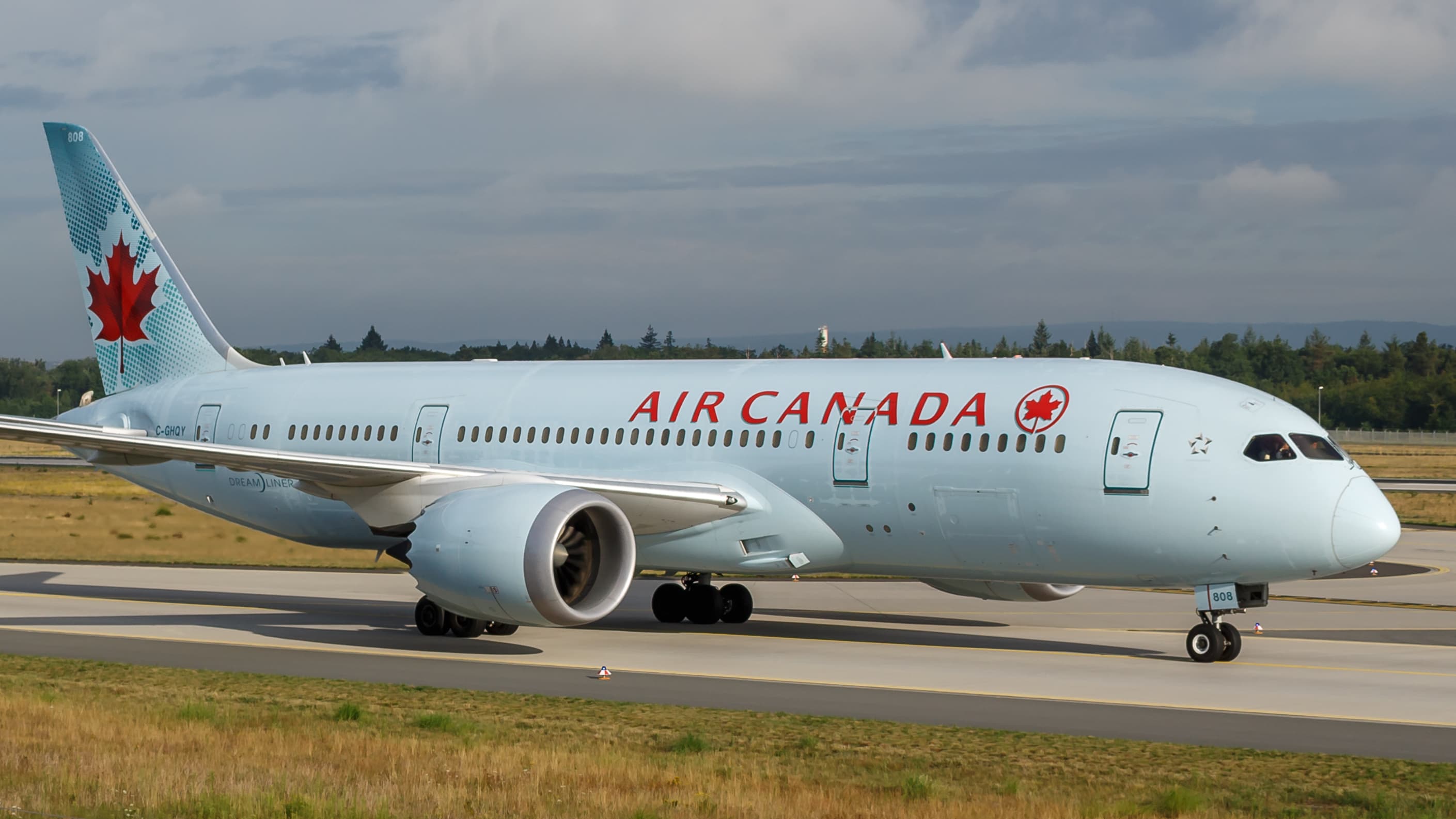 Air canada hero image 1